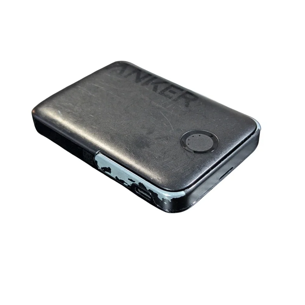 Cc1U Anker MagGo Magnetic Wireless Battery 5,000 mAh w/ Foldable Stand Blk, Used